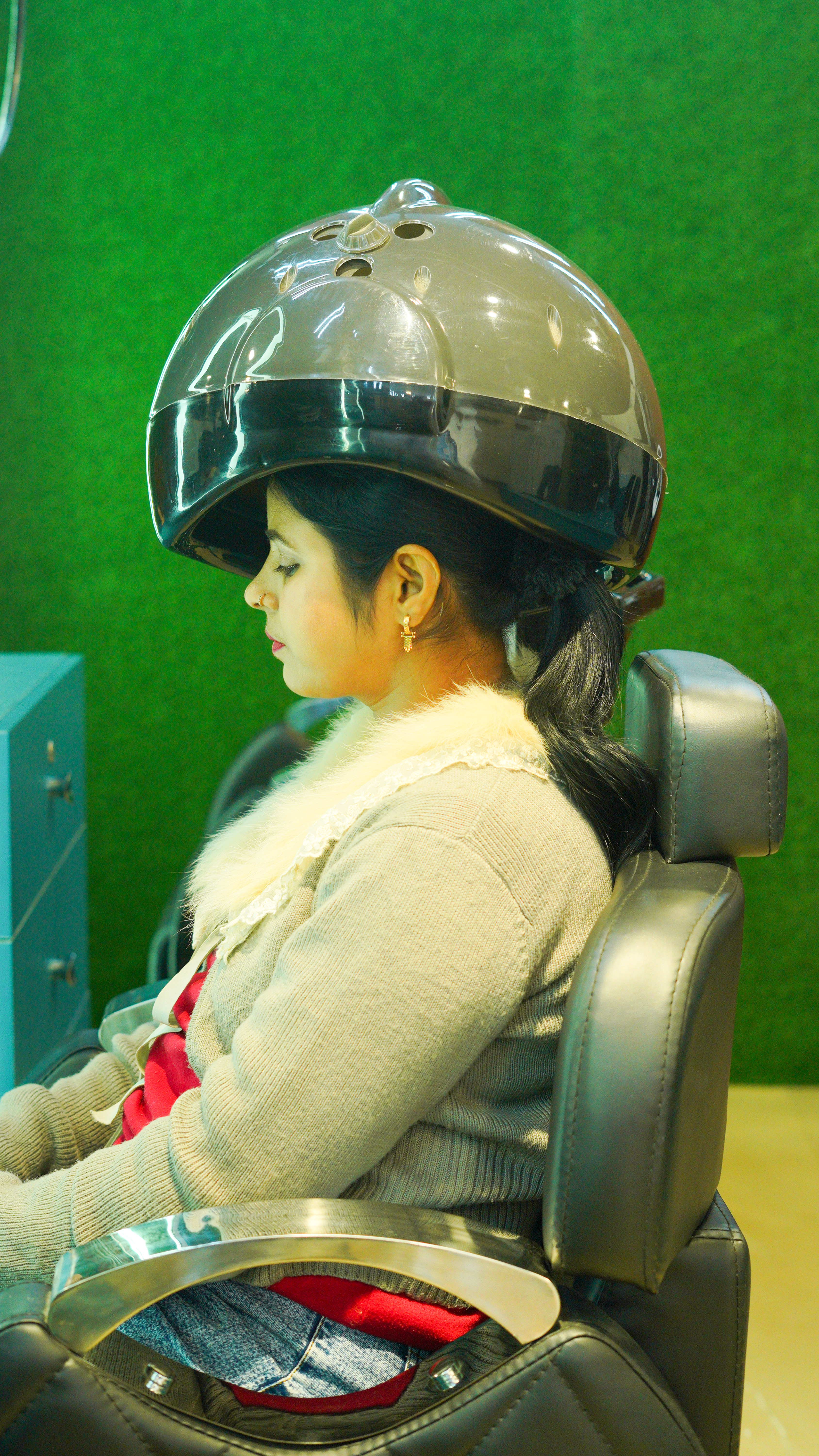 Advanced Hair Treatment & Dryer Station